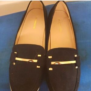 Liz Claiborne Suede black loafers trimmed in gold. Size 6